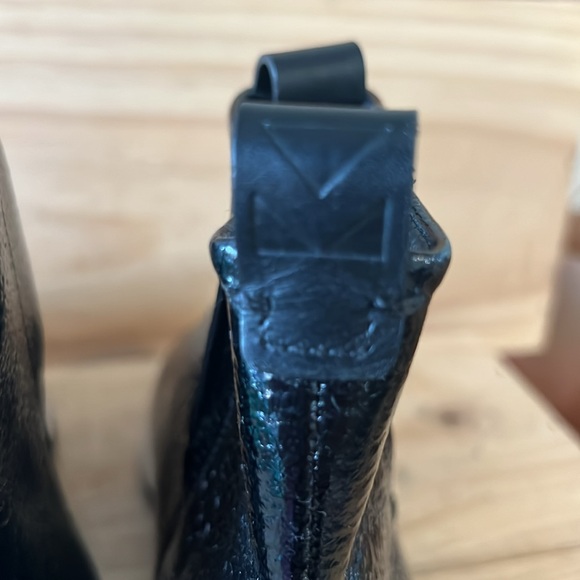 Mercedes Castillo Xandra Textured Patent Leather Bootie size 9 NWOB - Picture 14 of 14